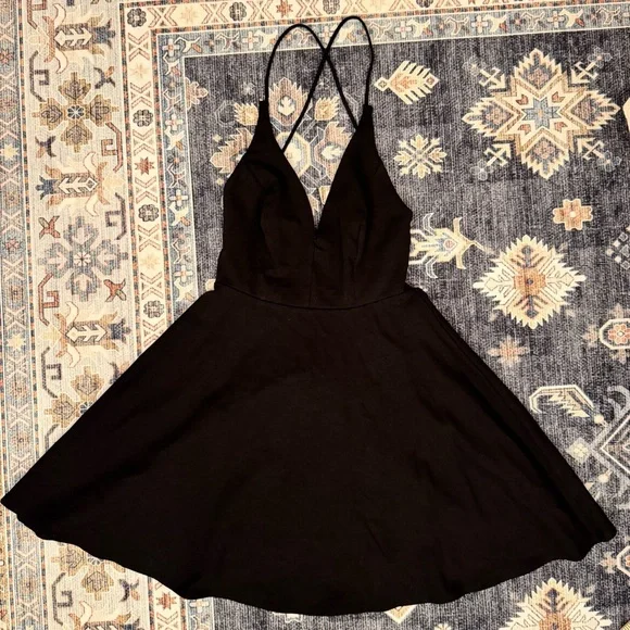 Lulus Women’s Believe in Love Black Backless Skater Dress Size Medium - Picture 4 of 14